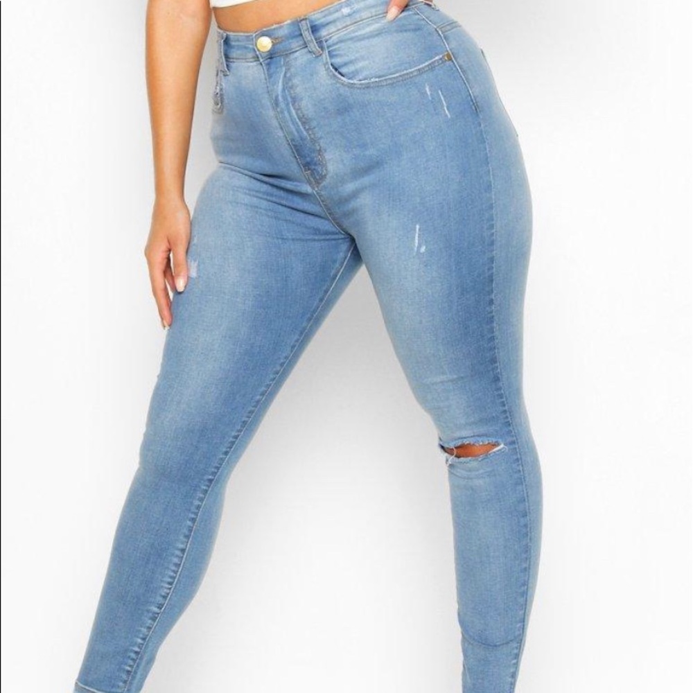 Plus Washed Distressed High Waist Skinny Jeans